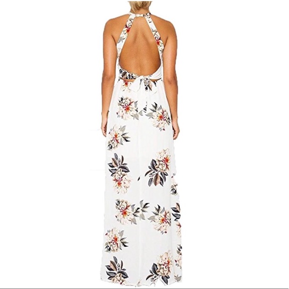 Backless Chic Halter Maxi Slit Dress - Picture 5 of 6